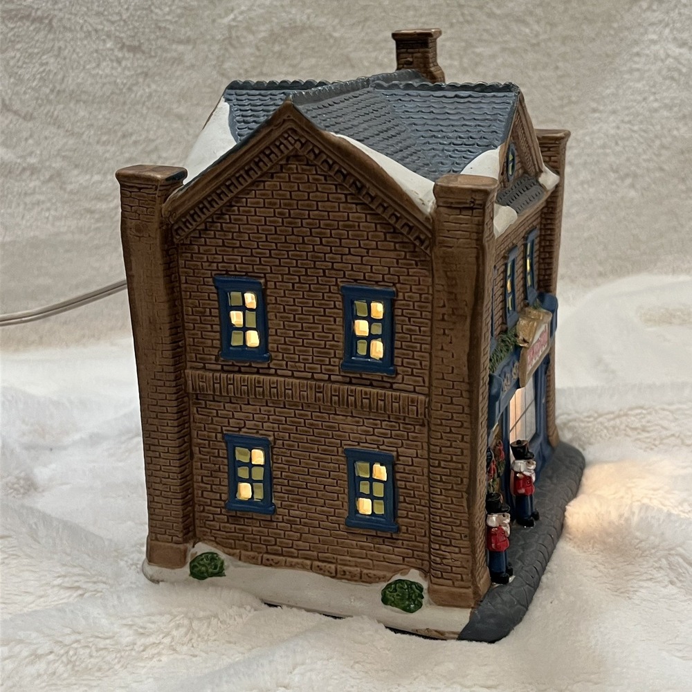 Holiday Time Toys For Tots Christmas Village Piece Lights Up 2017 - Picture 10 of 10